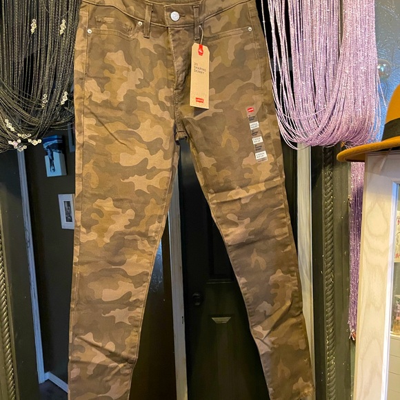 Levi's | Pants \u0026 Jumpsuits | Levis 3 Shaping Camo Skinnys | Poshmark